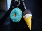 GET CREATIVE DURING VACATION: BAG. HIP BAG. BAG CHARMS 4